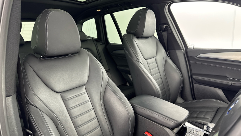 BMW X3 210kW Premier Edition Pro 80kWh 5dr Auto Electric Estate